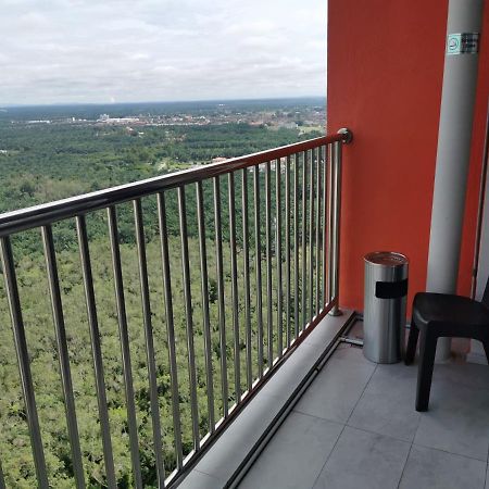 Coco Homestay 旅人の家@The Venus Sitiawan Perak Eksteriør bilde